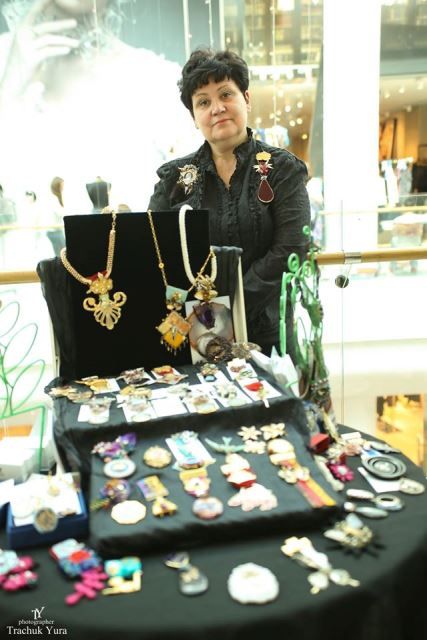 В ТРЦ Ocean Plaza состоялась уникальная выставка аксессуаров украинских дизайнеров